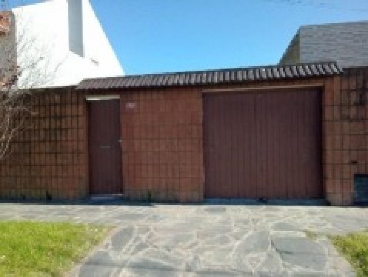 CASA 3AMB MAS DEPARTAMENTO 2 AMB LOTE PROPIO-NO APTO CREDITO-JUNCAL al 3000 