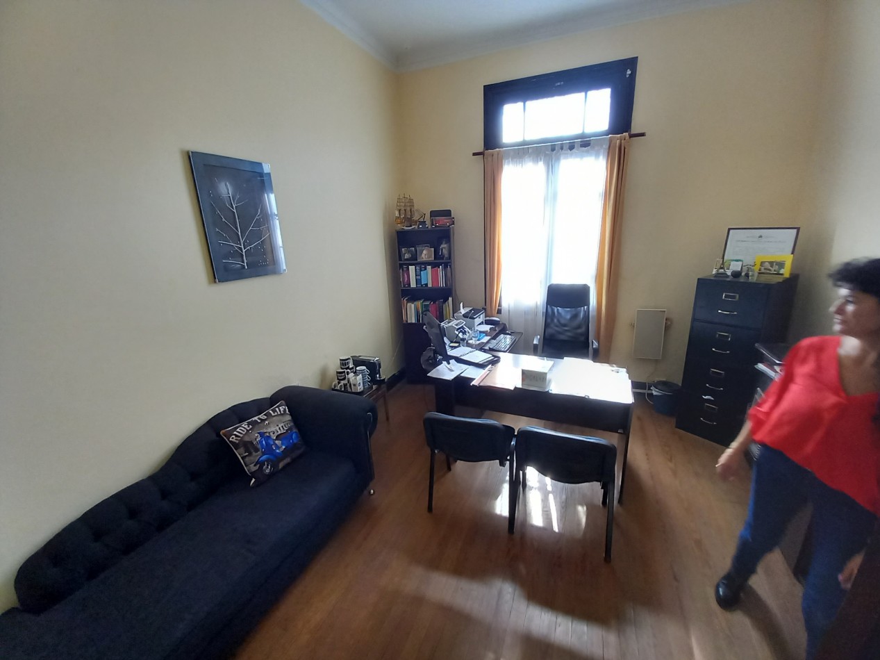 VENTA CHALET PH-FRENTE-PLANTA BAJA-CATAMARCA y ROCA-RETASADO