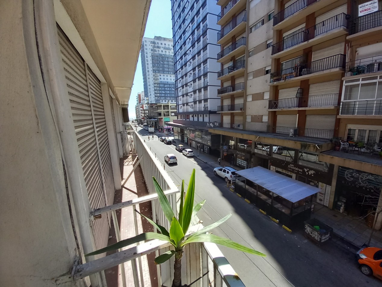 Venta 3AMB Frente Balcon Patio CENTRO 