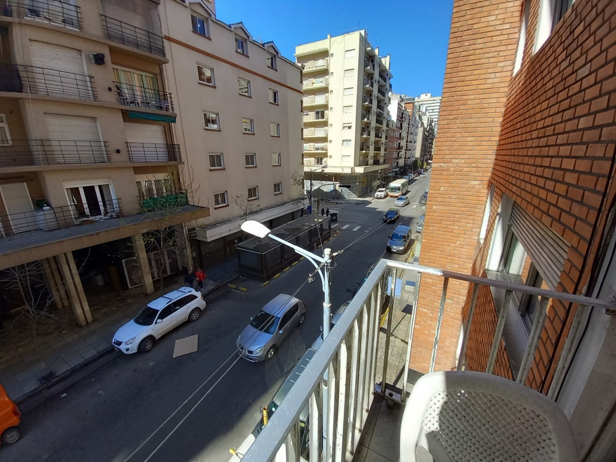 Venta 3AMB Frente Balcon Patio CENTRO 