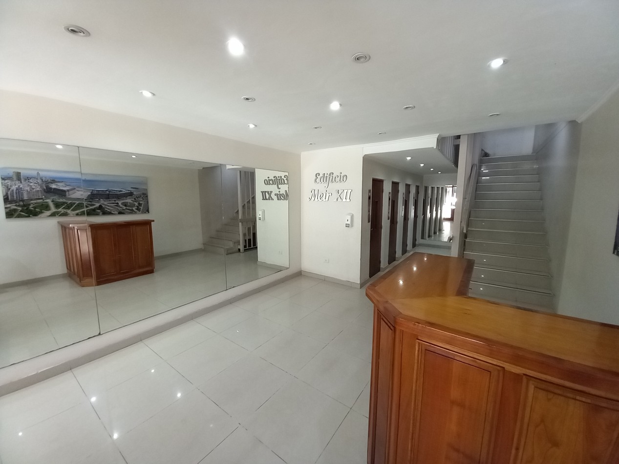 Venta 3AMB Frente Balcon Patio CENTRO 