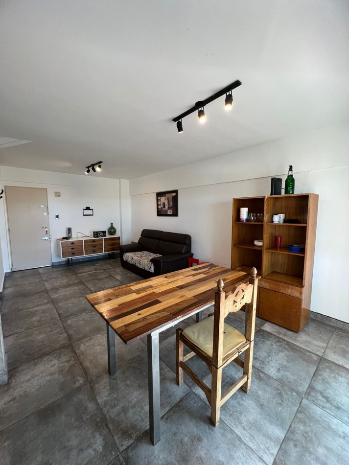 Venta 3AMB EXCELENTE ESTADO PLANTA BAJA CONSTITUCION al 10.000