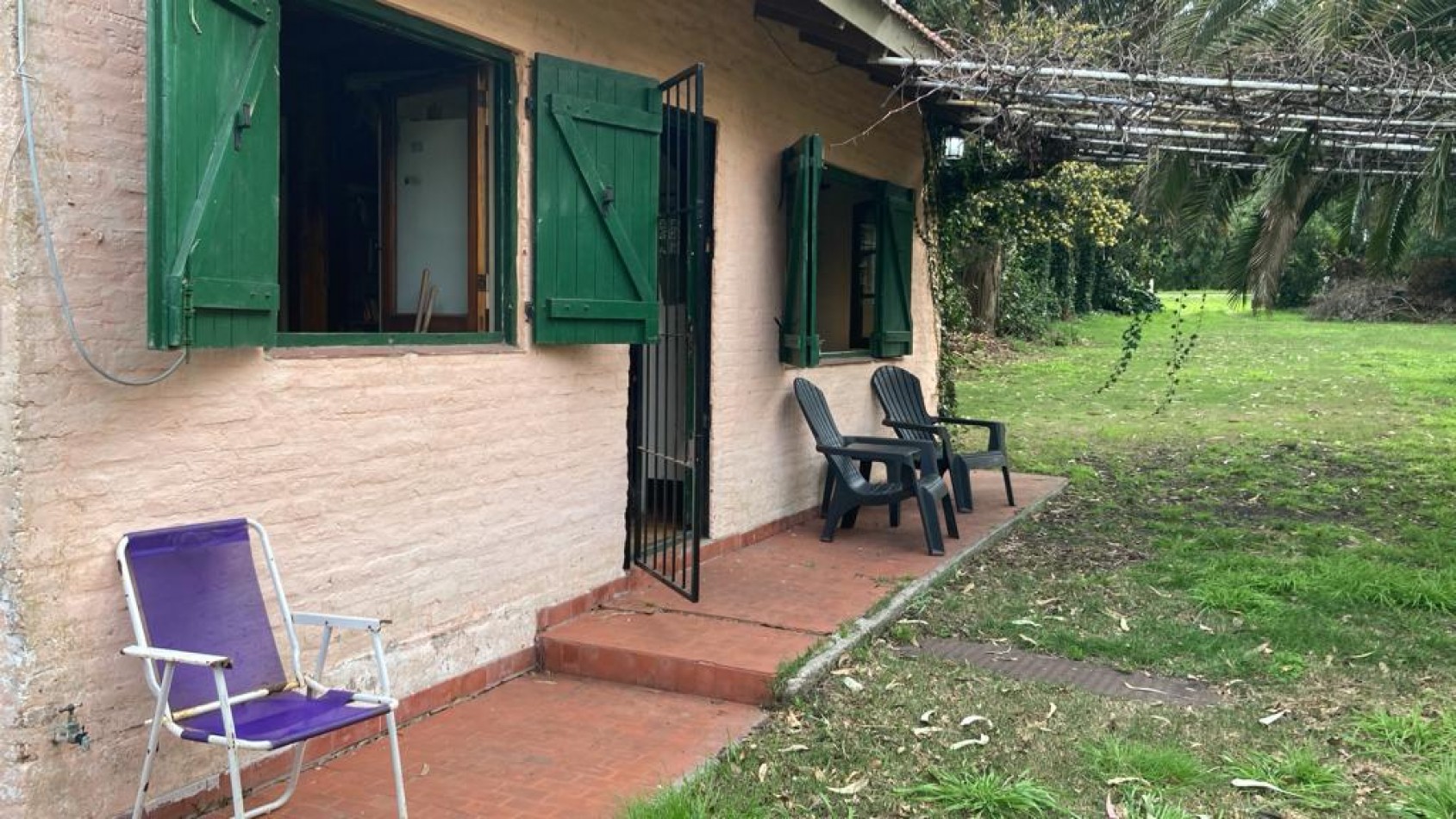 VENTA CASA con AMPLIO LOTE en CHAPADMALAL 