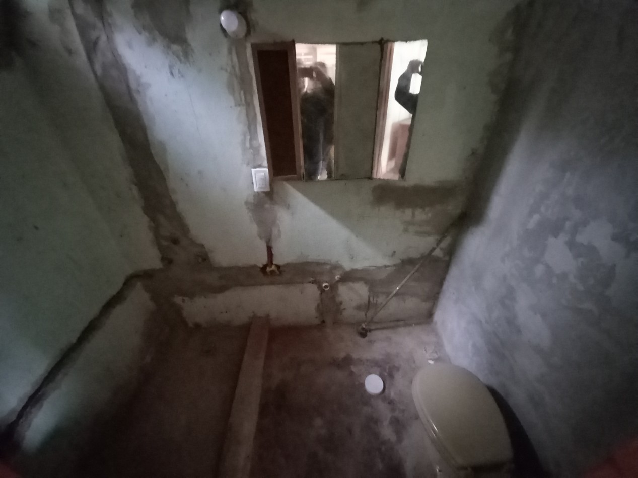 VENTA CHALET al FRENTE MAS CASA al FONDO-RETASADO