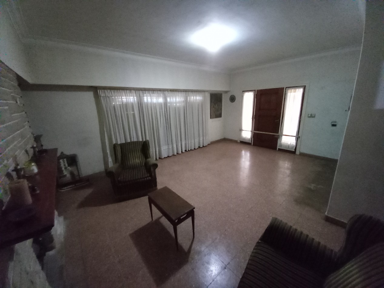 VENTA CHALET al FRENTE MAS CASA al FONDO-RETASADO