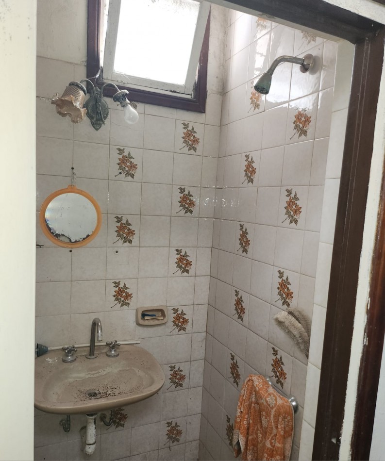 VENTA CHALET al FRENTE MAS CASA al FONDO-RETASADO