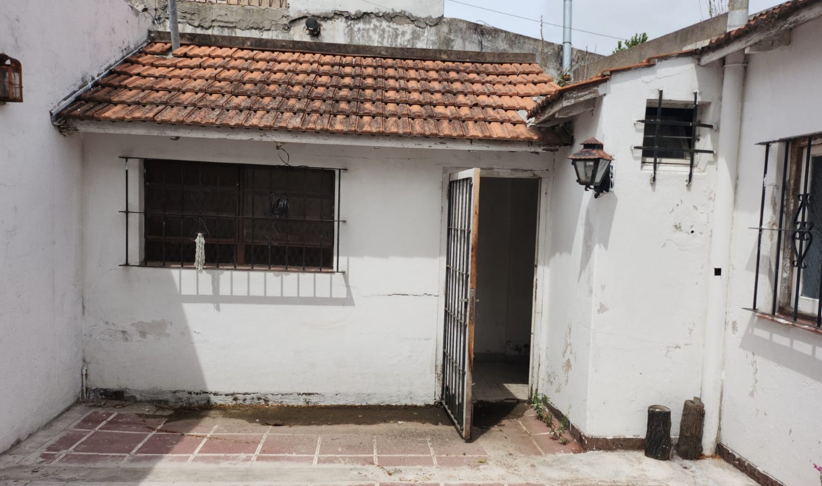 VENTA CHALET al FRENTE MAS CASA al FONDO-RETASADO