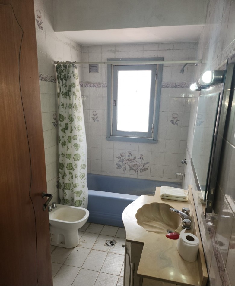 VENTA CHALET al FRENTE MAS CASA al FONDO-RETASADO