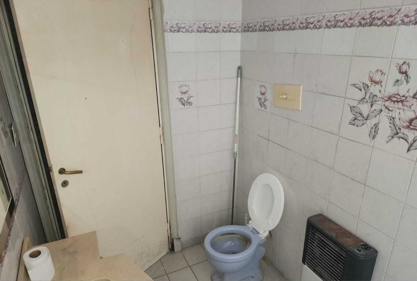 VENTA CHALET al FRENTE MAS CASA al FONDO-RETASADO