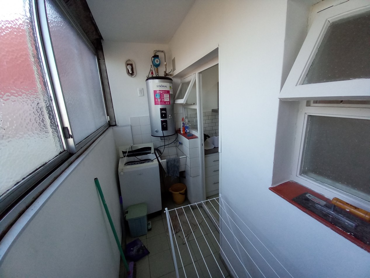 ALQUILER de MARZO a NOVIEMBRE (Por 9 Meses) 3AMB RECICLADO 3 PISO por ESCALERA TEJEDOR y ESTRADA