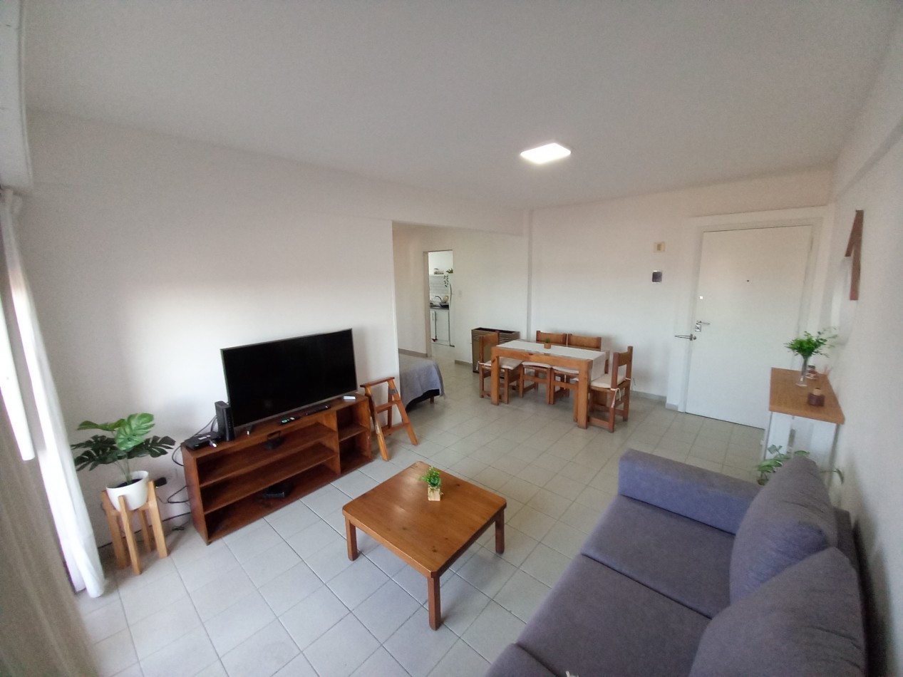 ALQUILER de MARZO a NOVIEMBRE (Por 9 Meses) 3AMB RECICLADO 3 PISO por ESCALERA TEJEDOR y ESTRADA