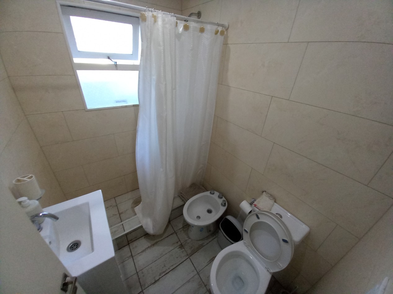 ALQUILER de MARZO a NOVIEMBRE (Por 9 Meses) 3AMB RECICLADO 3 PISO por ESCALERA TEJEDOR y ESTRADA