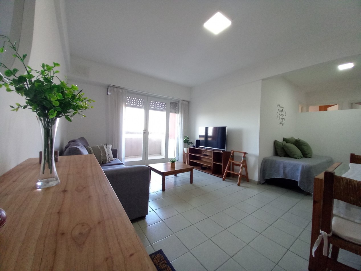 ALQUILER de MARZO a NOVIEMBRE (Por 9 Meses) 3AMB RECICLADO 3 PISO por ESCALERA TEJEDOR y ESTRADA