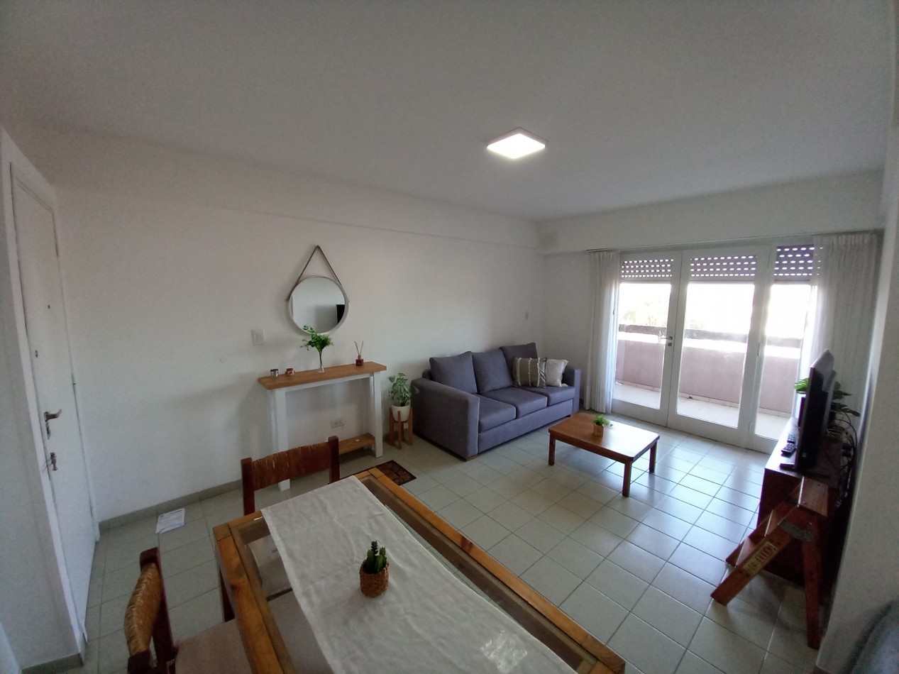 ALQUILER de MARZO a NOVIEMBRE (Por 9 Meses) 3AMB RECICLADO 3 PISO por ESCALERA TEJEDOR y ESTRADA