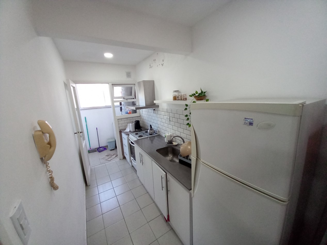 ALQUILER de MARZO a NOVIEMBRE (Por 9 Meses) 3AMB RECICLADO 3 PISO por ESCALERA TEJEDOR y ESTRADA