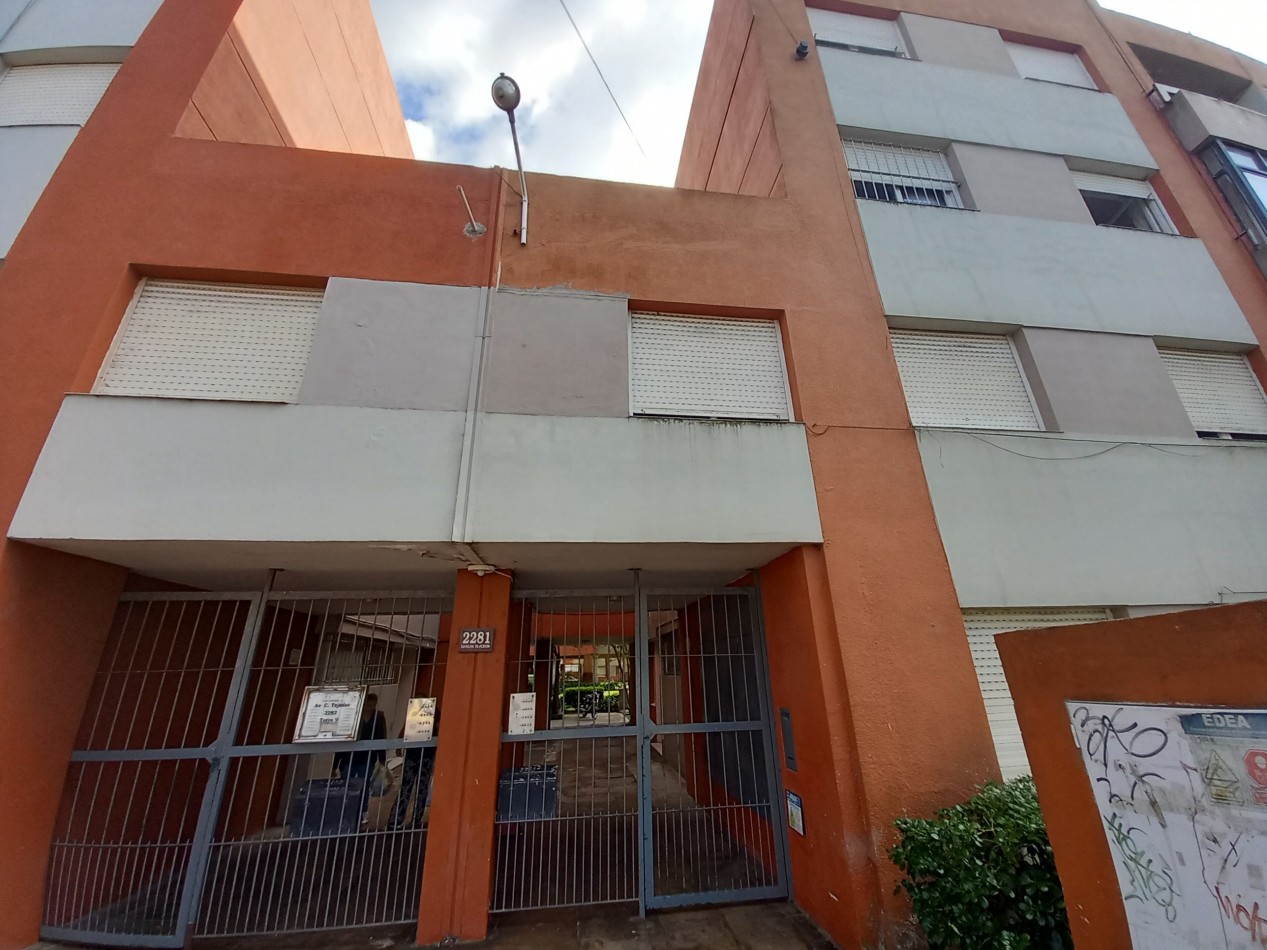 ALQUILER de MARZO a NOVIEMBRE (Por 9 Meses) 3AMB RECICLADO 3 PISO por ESCALERA TEJEDOR y ESTRADA