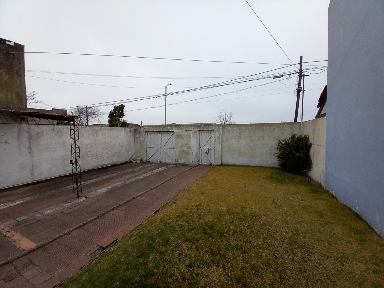 CASA 3AMB MAS DEPARTAMENTO 2 AMB LOTE PROPIO-NO APTO CREDITO-JUNCAL al 3000 