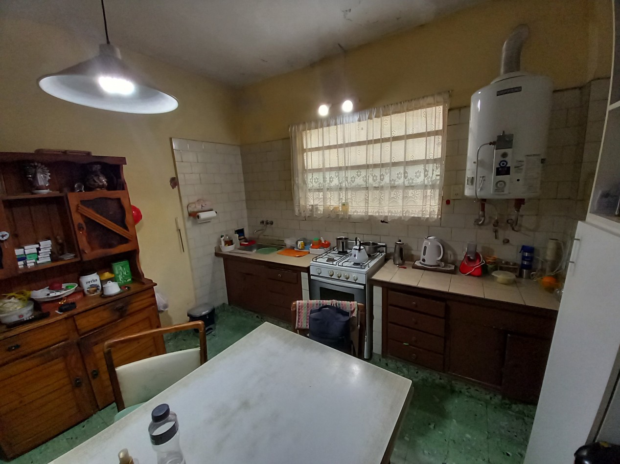 CASA 3AMB MAS DEPARTAMENTO 2 AMB LOTE PROPIO-NO APTO CREDITO-JUNCAL al 3000 