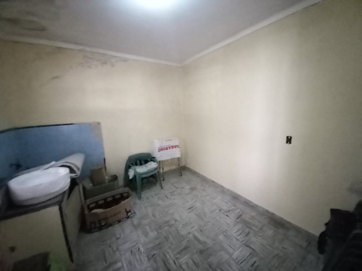 CASA 3AMB MAS DEPARTAMENTO 2 AMB LOTE PROPIO-NO APTO CREDITO-JUNCAL al 3000 