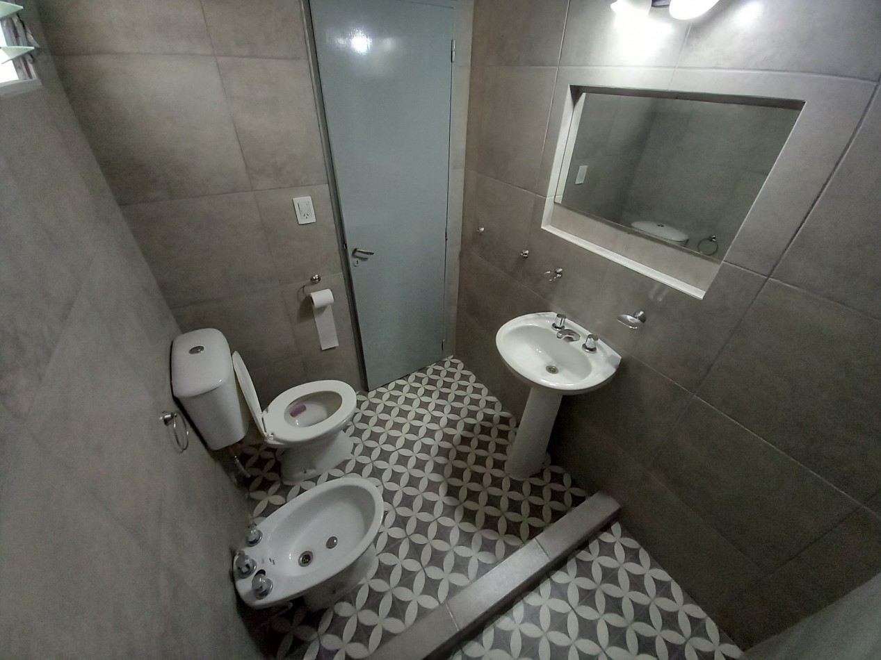 VENTA 3AMB SEMIPISO-BAÑO RECICLADO-VISTA PANORAMICA-LIBERTAD y MISIONES