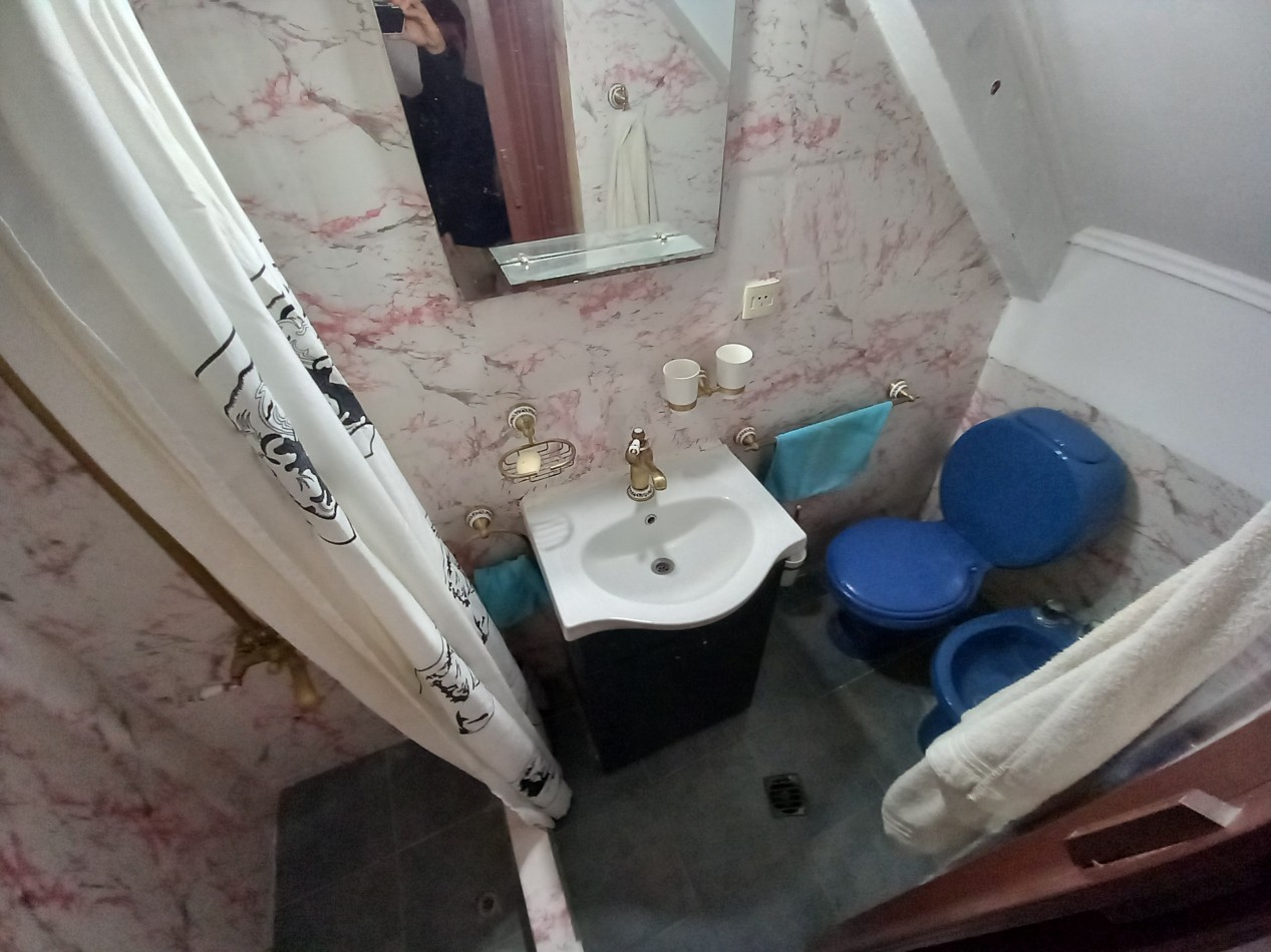 VENTA CASA 4AMB COCHERA DOBLE PARQUE Juan a. Peña al 6.600