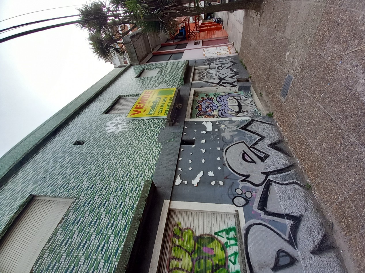 VENTA HOTEL en LAMADRID y ALBERTI