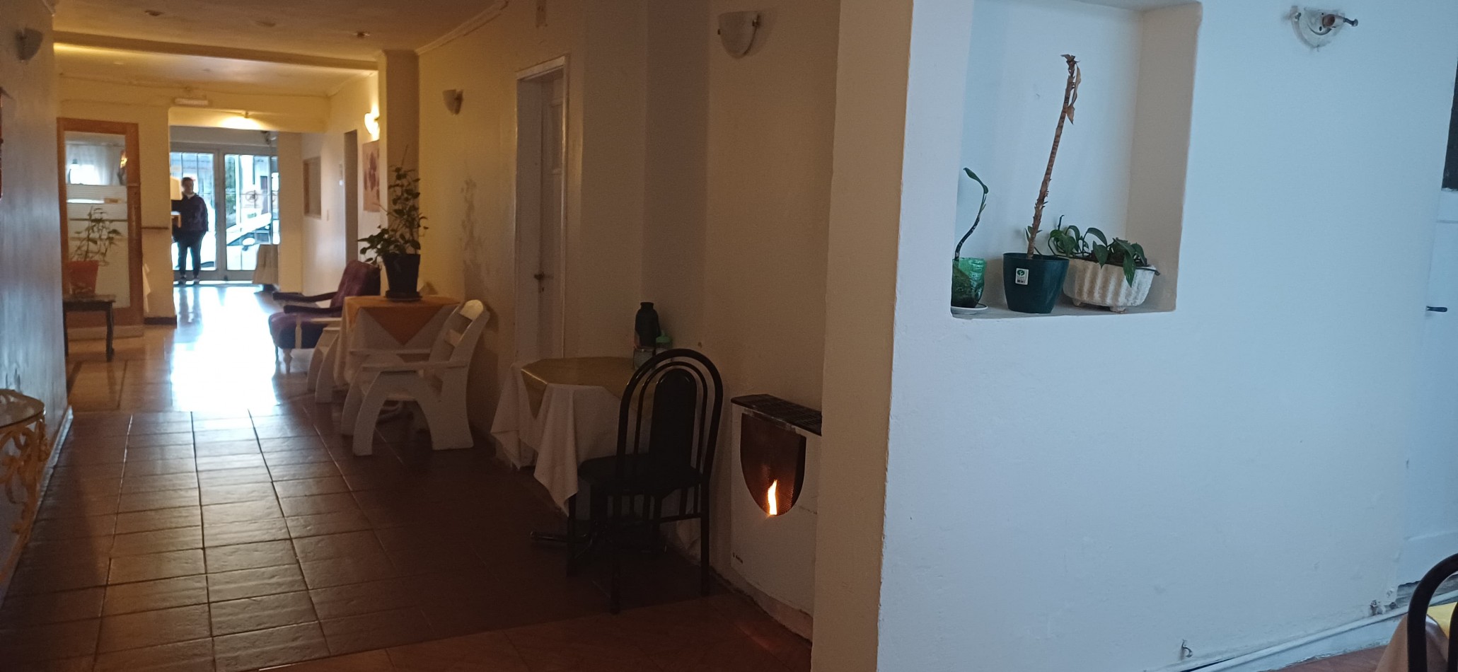 VENTA HOTEL en LAMADRID y ALBERTI