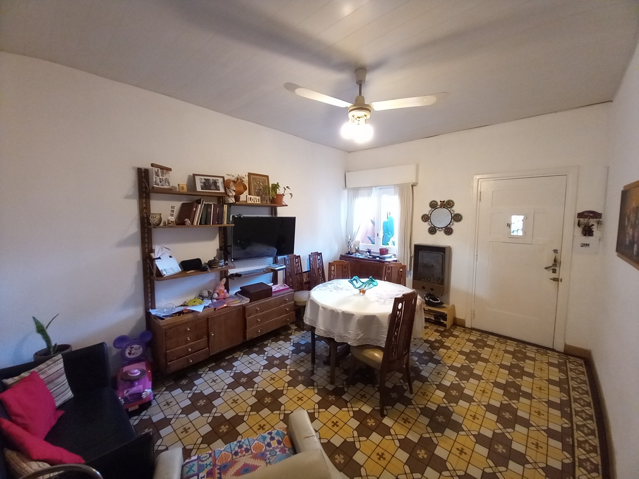 VENTA 2 CASAS en BLOCK-IDEAL para RELIZAR EDIFICIO-INVERSION-ESPAÑA y BOLIVAR