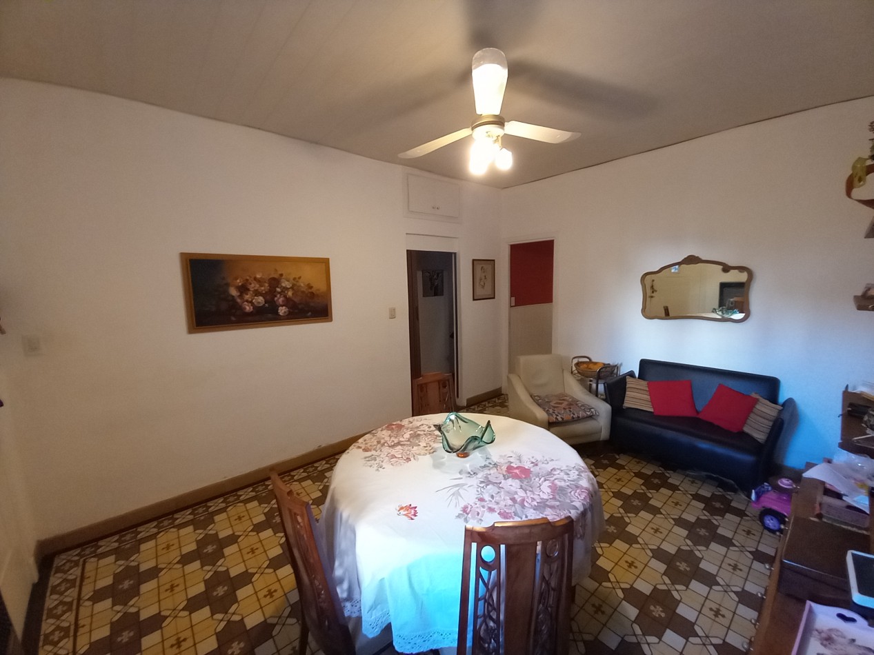 VENTA 2 CASAS en BLOCK-IDEAL para RELIZAR EDIFICIO-INVERSION-ESPAÑA y BOLIVAR