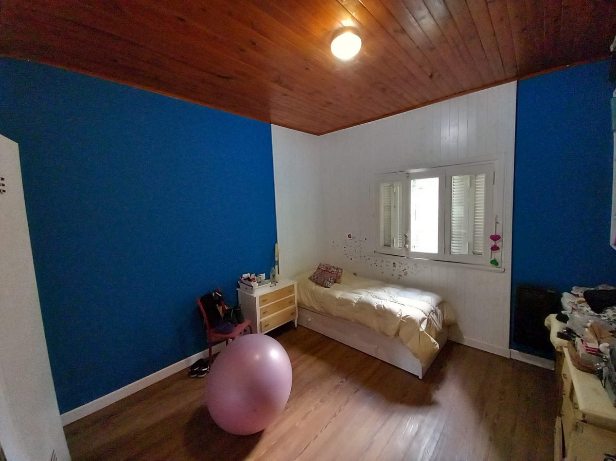 VENTA 2 CASAS en BLOCK-IDEAL para RELIZAR EDIFICIO-INVERSION-ESPAÑA y BOLIVAR