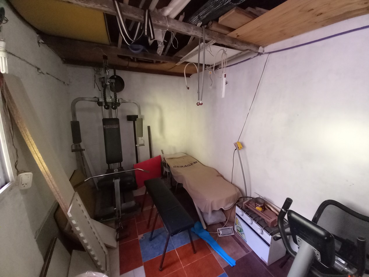 VENTA 2 CASAS en BLOCK-IDEAL para RELIZAR EDIFICIO-INVERSION-ESPAÑA y BOLIVAR