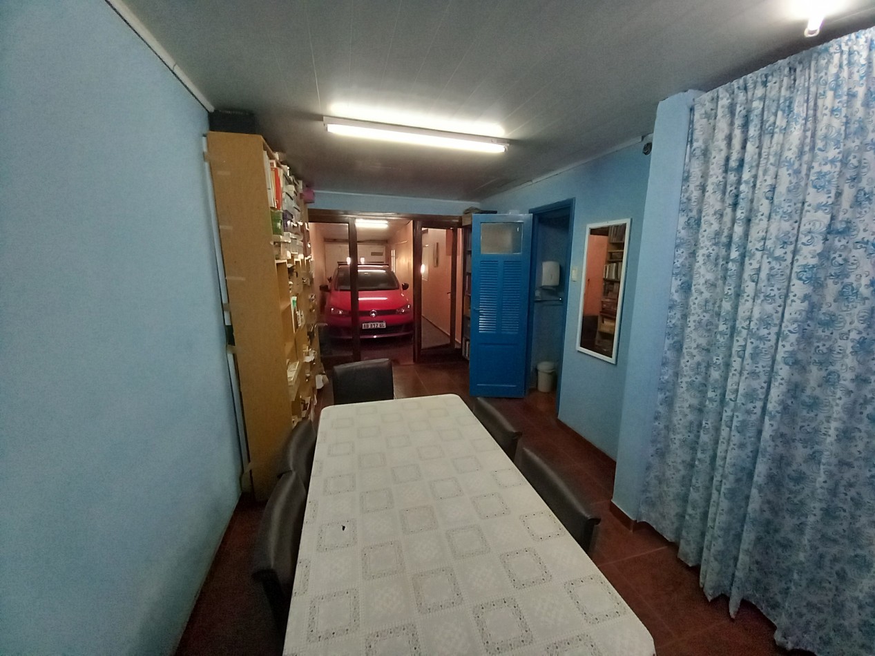 VENTA 2 CASAS en BLOCK-IDEAL para RELIZAR EDIFICIO-INVERSION-ESPAÑA y BOLIVAR