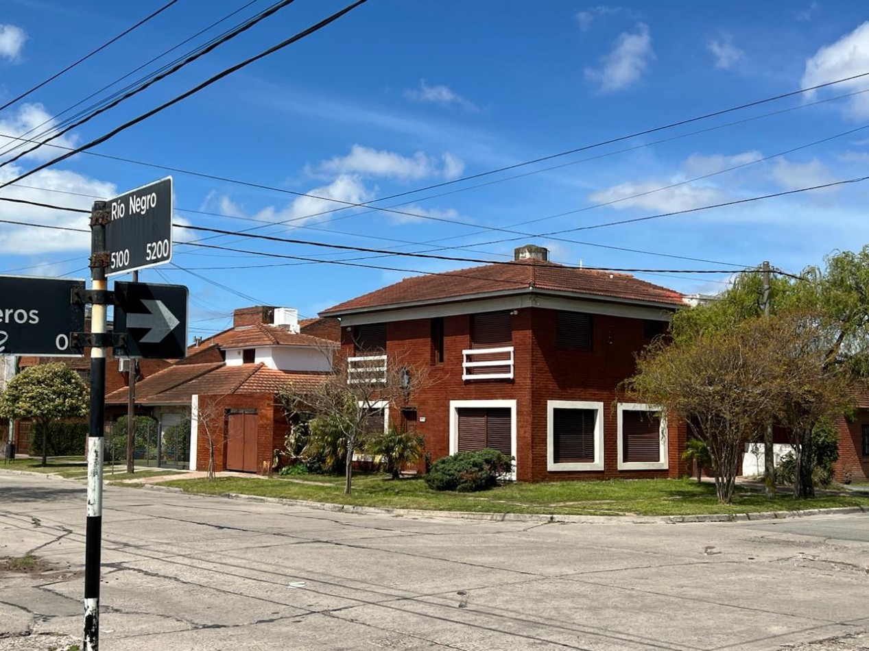 VENTA CHALET 5AMB PATIO COCHERA PARRILLA CONSTITUCION-RETASADO 