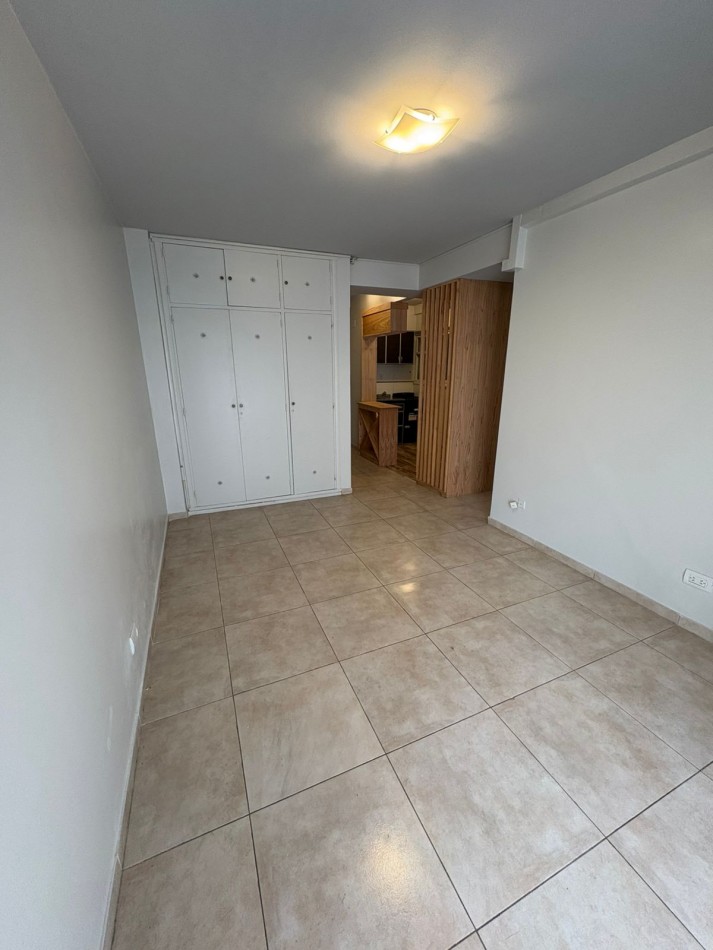  VENTA 2AMB RECICLADO CENTRO BALCON TODO A ESTRENAR 