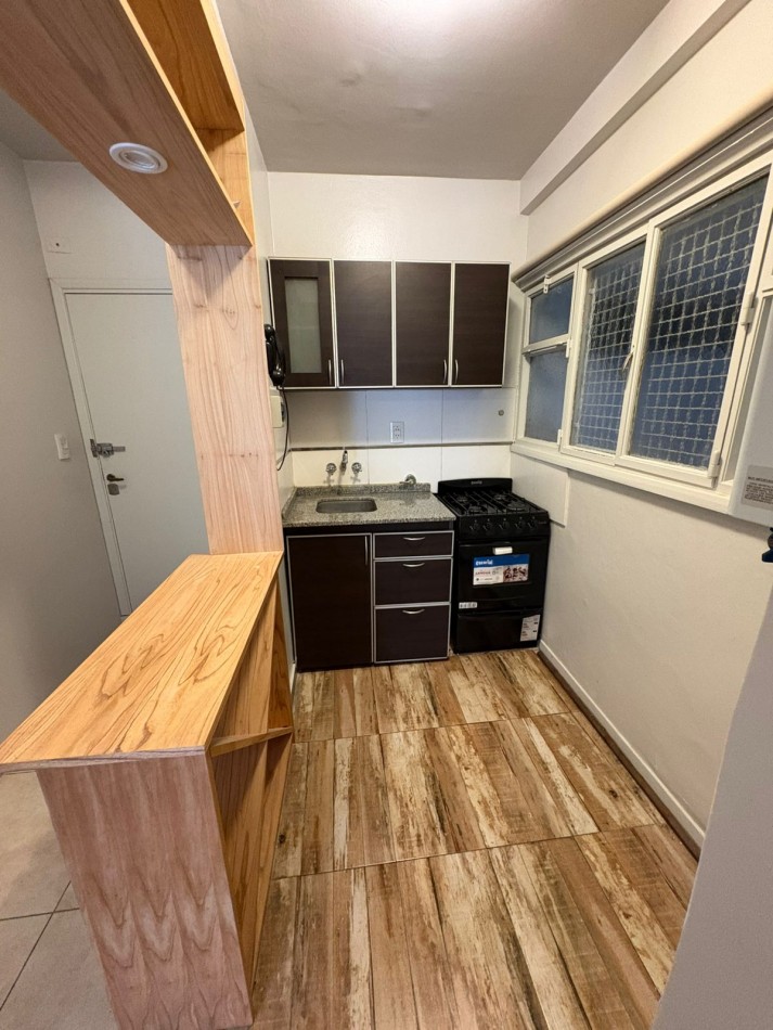  VENTA 2AMB RECICLADO CENTRO BALCON TODO A ESTRENAR 