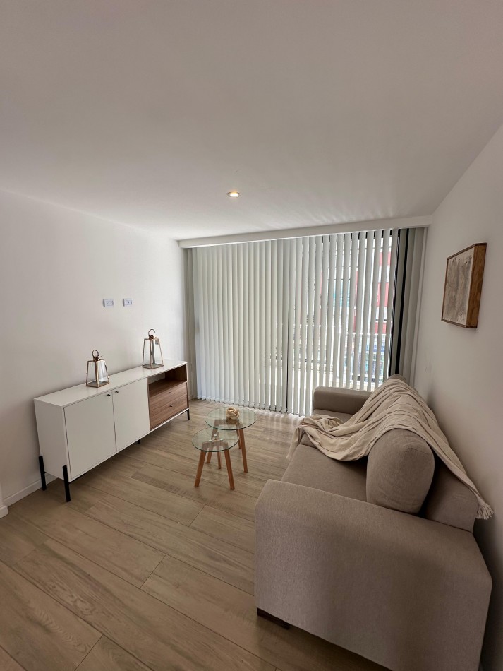 VENTA 2AMB EXCELENTE BALCON 