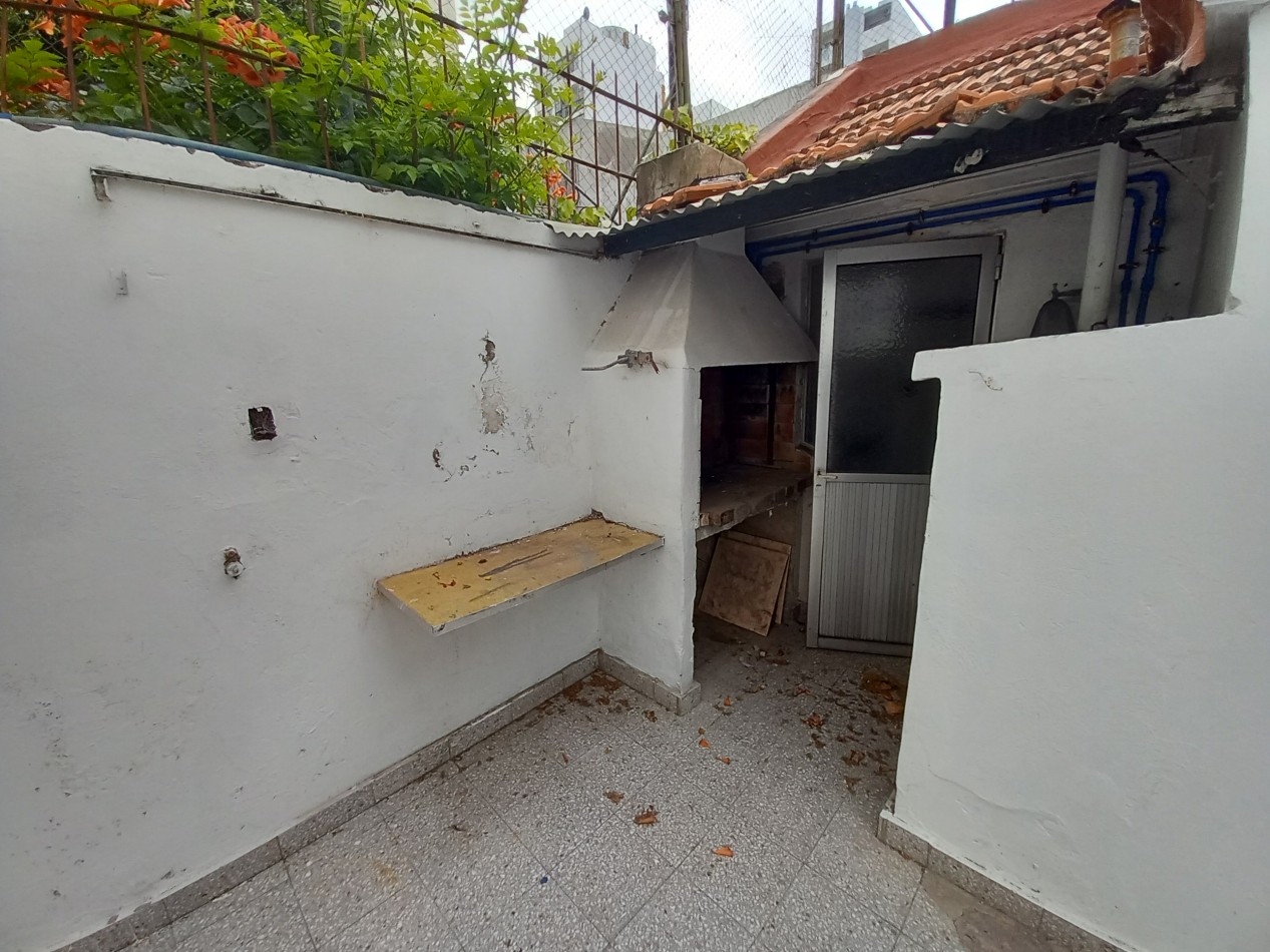 ALQUILER OFICINA solo USO PROFESIONAL CASA 6AMB 3 BAÑOS COCHERA 