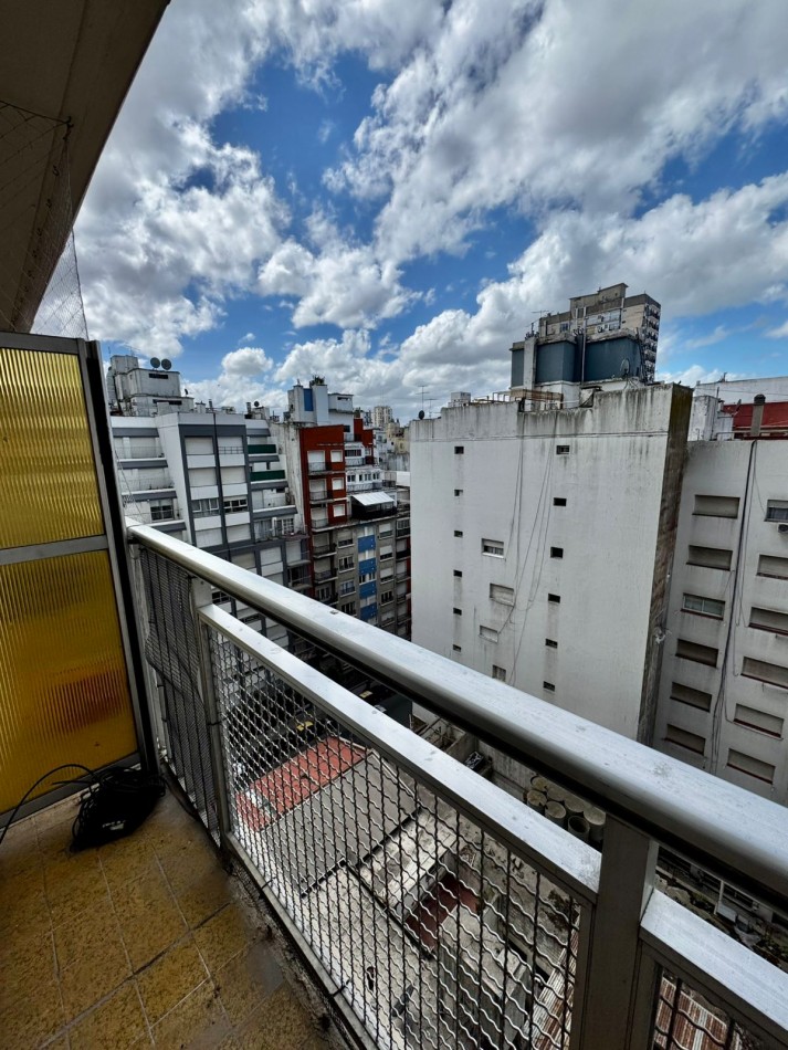VENTA 1AMB RECICLADO CENTRO BALCON 