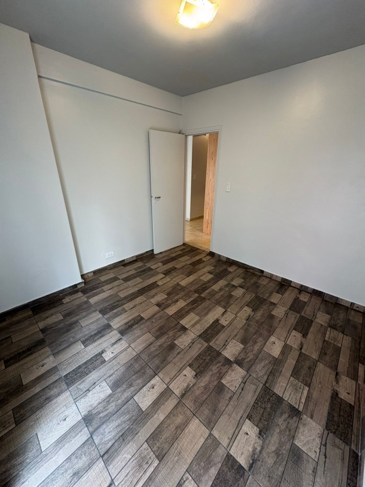 VENTA 2AMB BALCON FRENTE CENTRO 