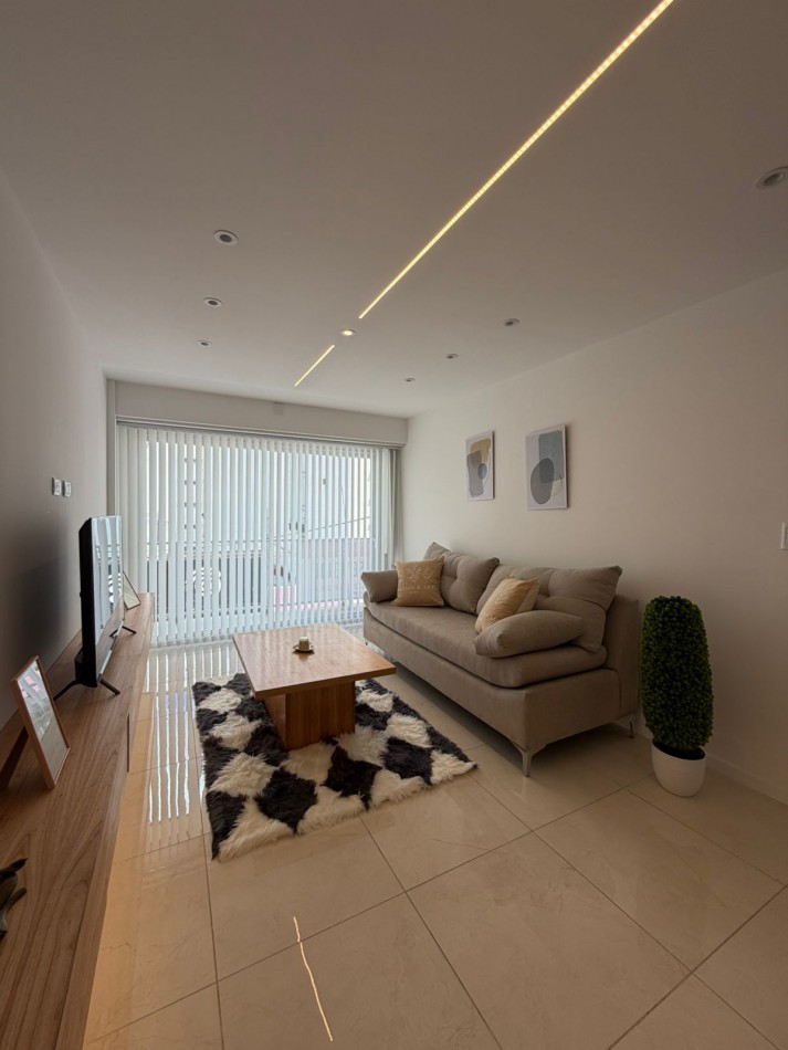 VENTA 1AMB RECICLADO CENTRO ARTEFACTO Y MUEBLES A ESTRENAR 