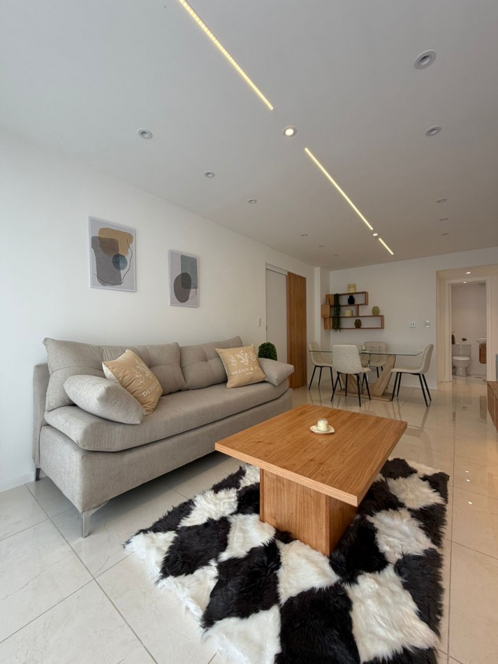 VENTA 3AMB RECICLADO con DEPENDENCIA 2 BAÑOS 