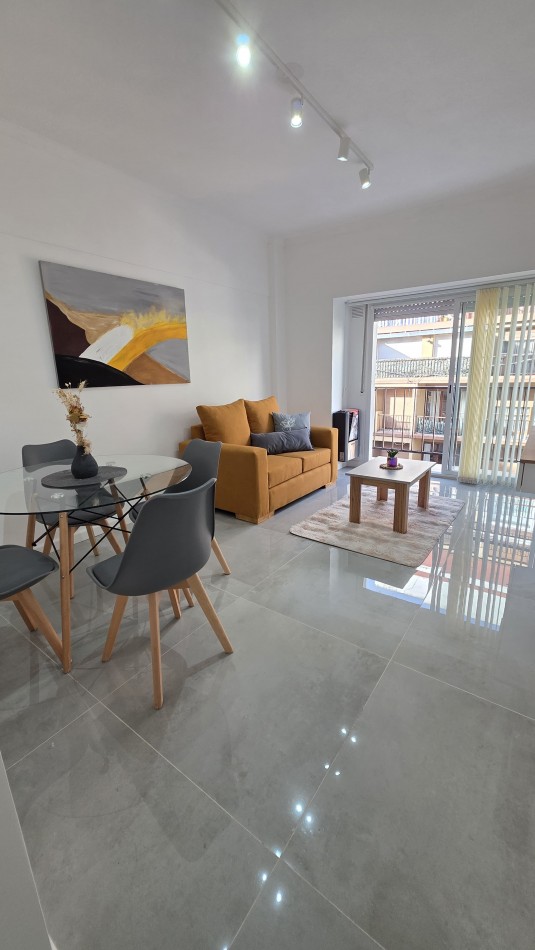 VENTA 2AMB RECICLADO FRENTE CENTRO BALCON ARTEFACTO A ESTRENAR 