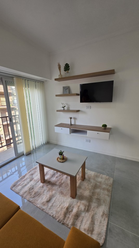 VENTA 2AMB RECICLADO FRENTE CENTRO BALCON ARTEFACTO A ESTRENAR 