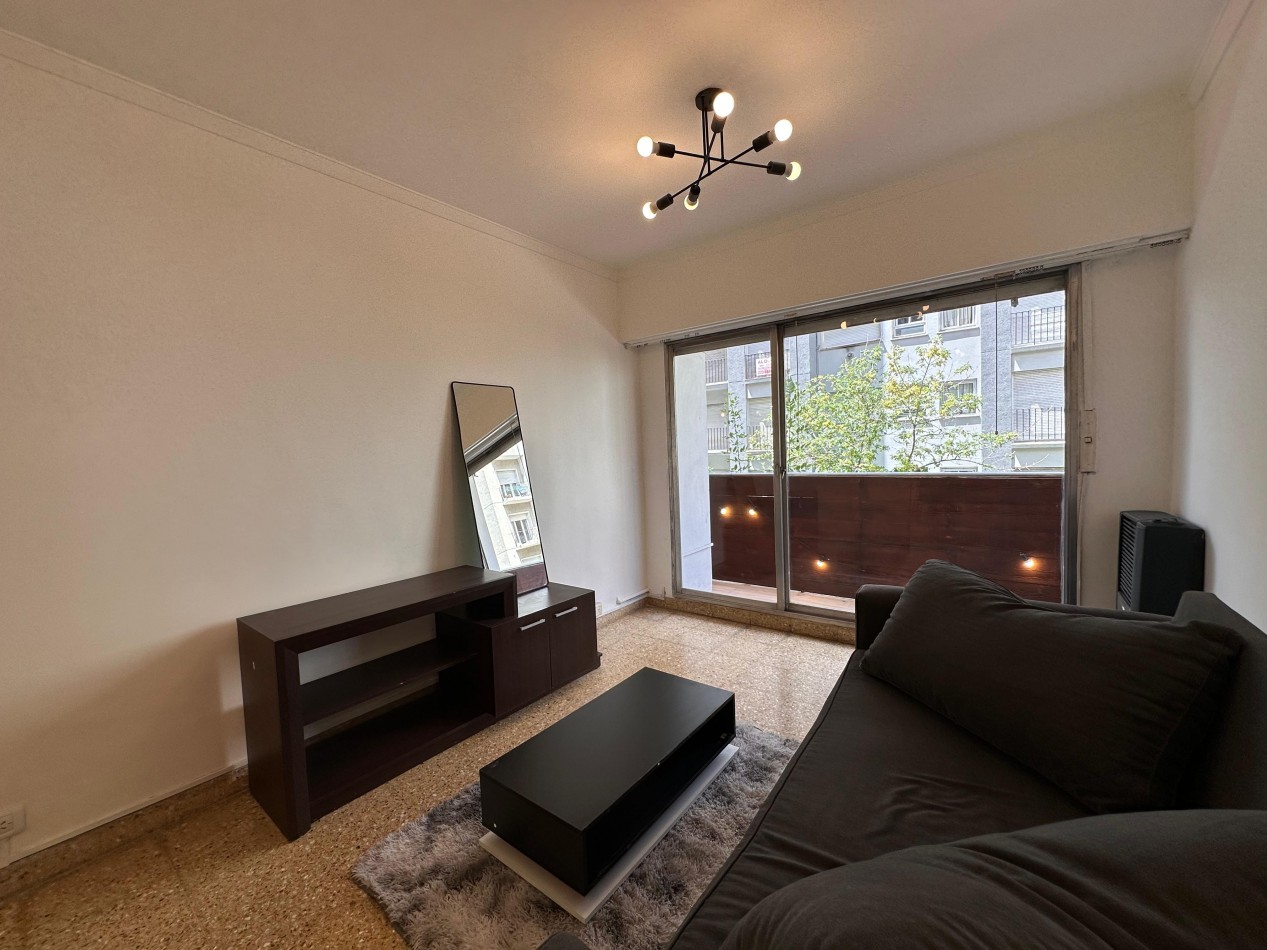 Venta 3AMB FRENTE CON BALCON CENTRO 