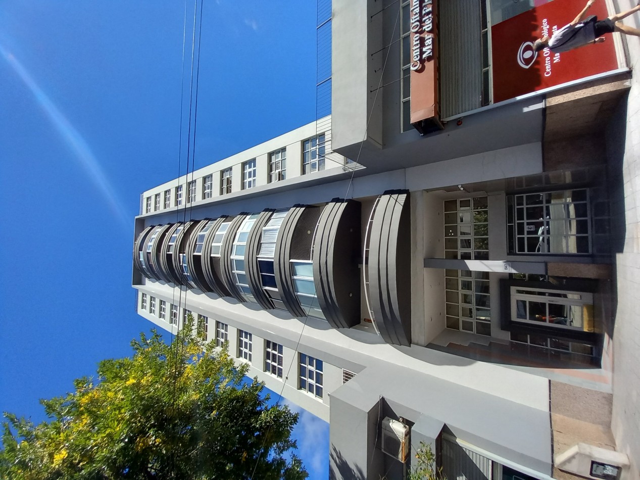 ALQUILER 3AMB COCHERA 2 BAÑOS FRENTE BALCON LA PERLA 