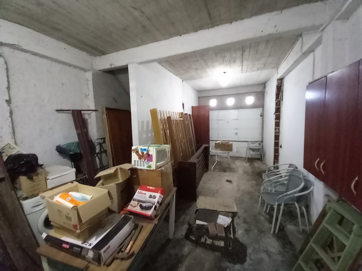  CASA 4AMB 2 BAÑOS PARQUE y COCHERA -MAS DEPARTAMENTO A TERMINAR