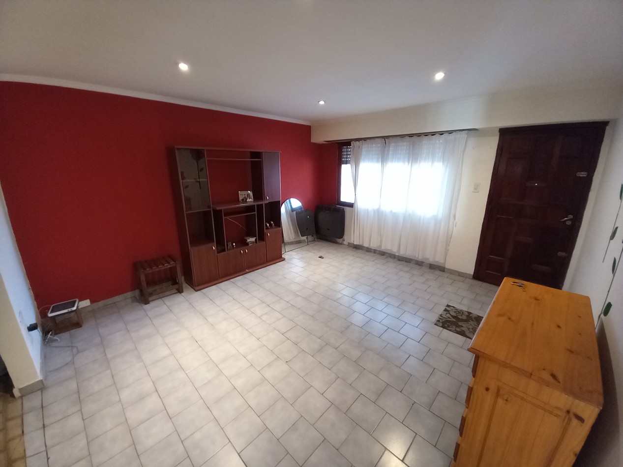 CASA 4AMB 2 BAÑOS PARQUE y COCHERA -MAS DEPARTAMENTO A TERMINAR