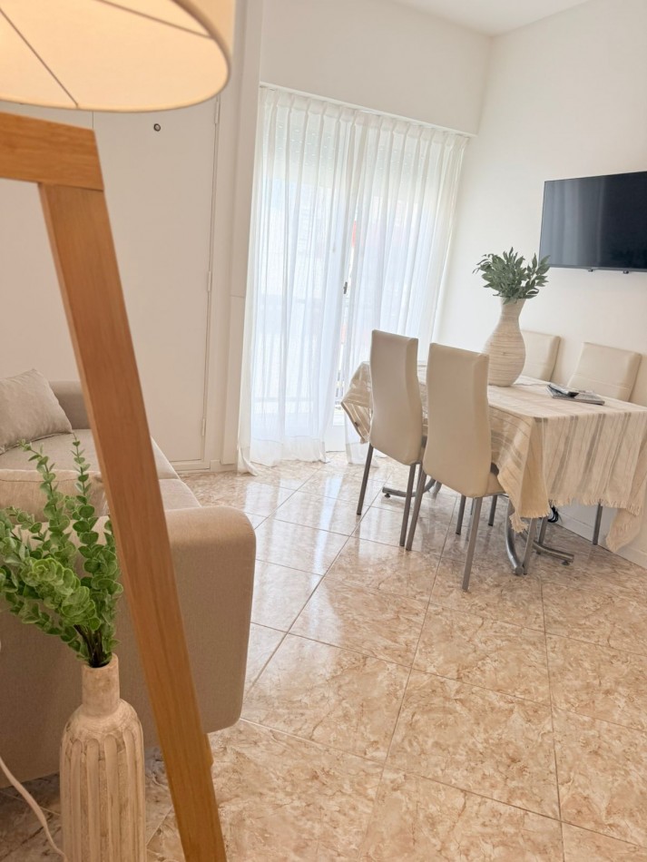 VENTA 3AMB con DEPENDENCIA CENTRO BALCON 