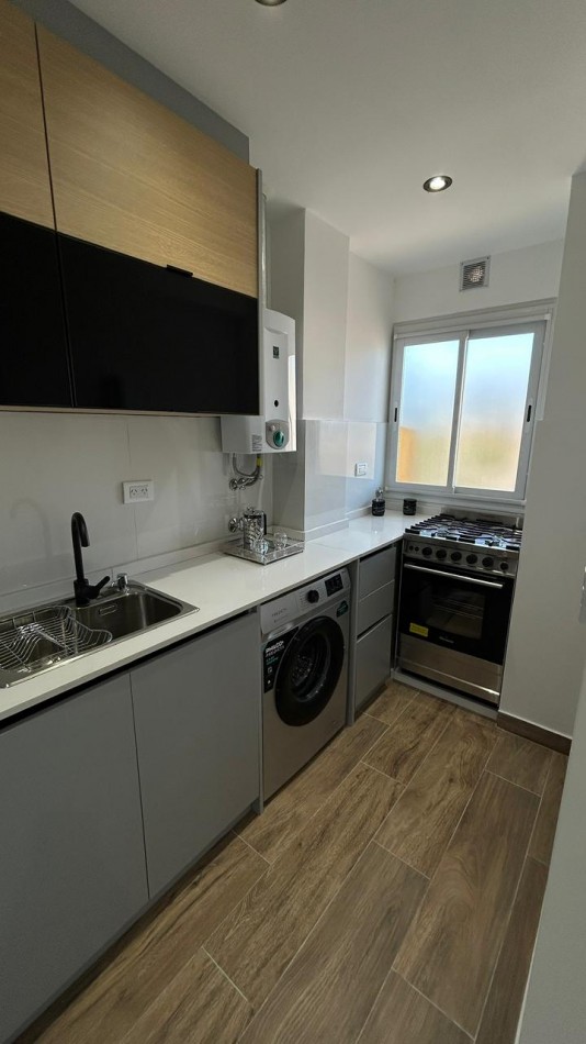 VENTA 2AMB RECICLADO con DEPENDENCIA VISTA AL MAR 