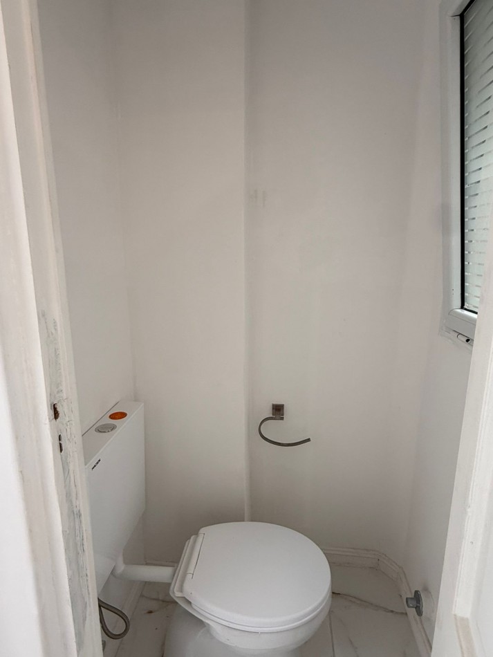 VENTA 3AMB MAS ESCRITORIO RECICLADO CENTRO BALCON 